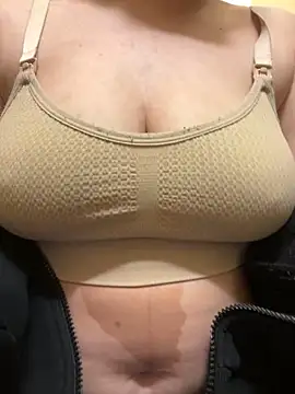 Snapshot of Angel__lika chatting on October 20, 3:56 pm Angel  lika online show from October 20, 3:56 pm