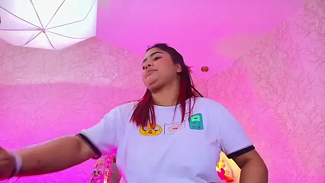 NicolleTaylor online show from February 28, 5:19 am