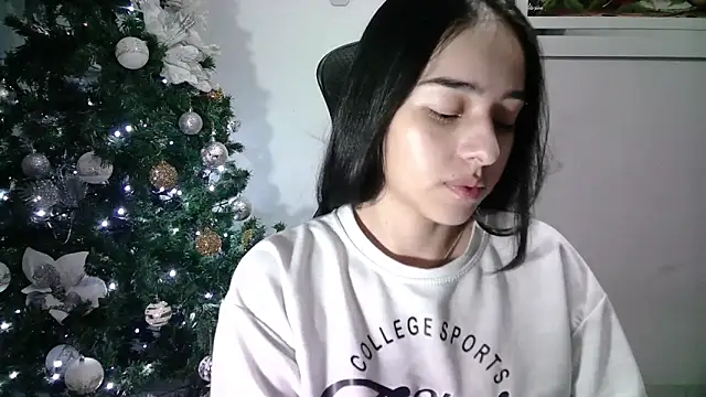 Snapshot of aineangeel chatting on December 19, 11:57 pm aineangeel online show from December 19, 11:57 pm