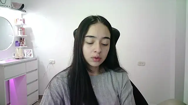 Snapshot of aineangeel chatting on February 11, 1:16 pm aineangeel online show from February 11, 1:16 pm