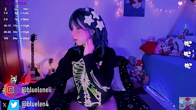 bluelen online show from February 7, 8:01 am