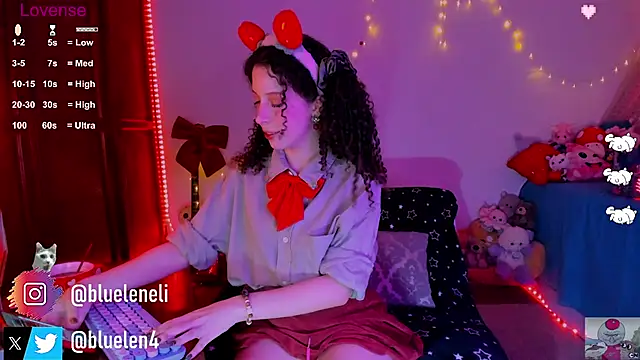 bluelen online show from February 13, 7:13 am