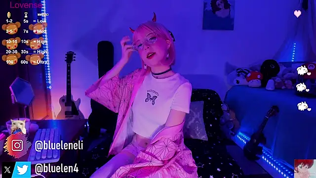 bluelen online show from March 14, 8:21 am