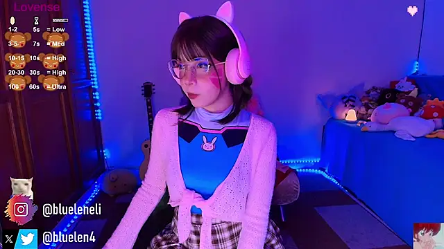 bluelen online show from September 19, 8:05 am