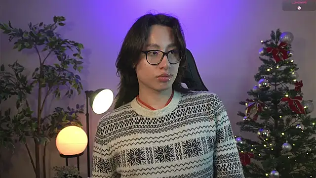 SrLuis18 online show from December 24, 9:00 pm