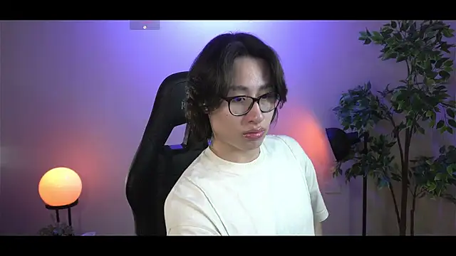 SrLuis18 online show from March 2, 5:58 pm