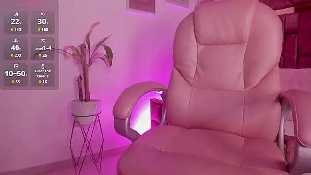 Celestecute  online show from February 3, 2:25 am