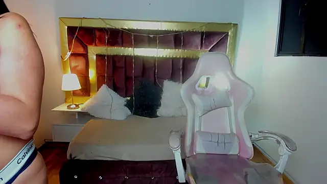 iam sofiia online show from February 24, 8:36 pm