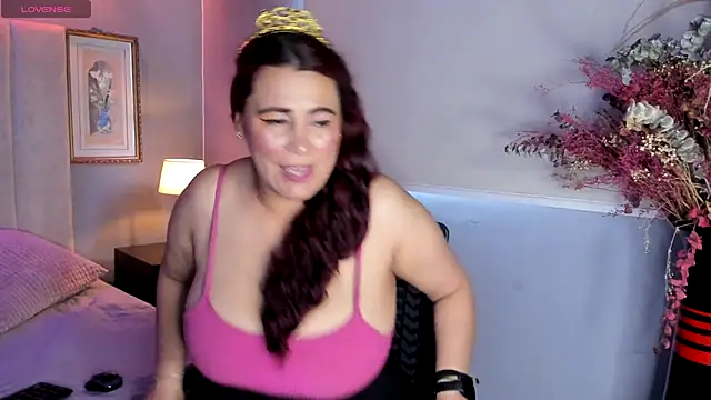 MarthinaBaker online show from November 13, 12:15 pm