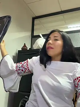 sexmachine-593 online show from January 15, 3:05 pm