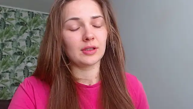 Olivia shine online show from March 29, 7:30 am