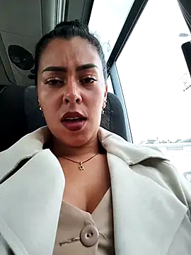 Emily Wane online show from November 5, 3:56 pm