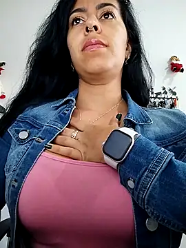 Emily Wane online show from December 17, 4:46 pm