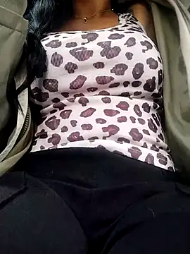 Emily Wane online show from March 31, 4:18 pm