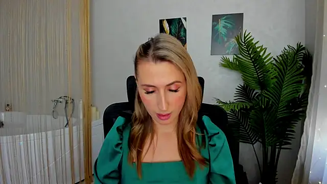 PassionGlow online show from February 14, 11:31 am