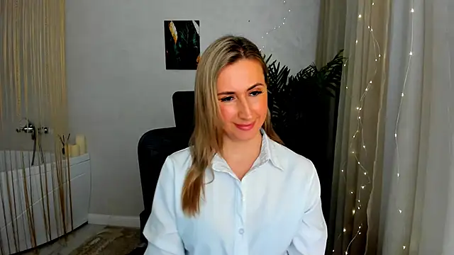 PassionGlow online show from March 17, 12:35 pm