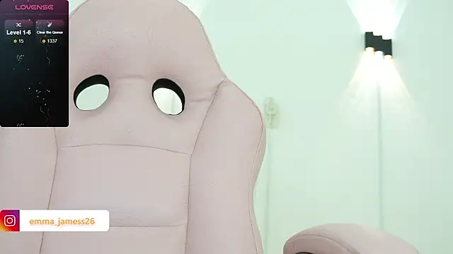 Emma jamess online show from March 19, 3:21 am