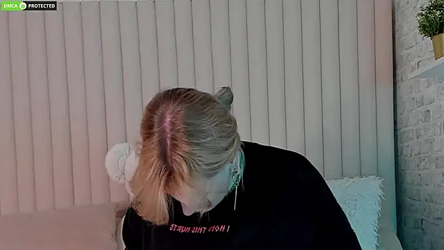 RachelCart online show from November 17, 3:12 am