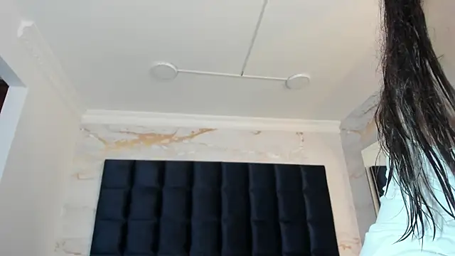 EVELIN MASON online show from September 14, 7:35 pm