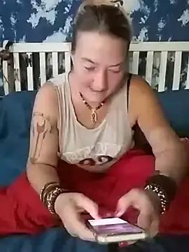 Snapshot of GingerKtm21 chatting on March 5, 5:08 pm GingerKtm21 online show from March 5, 5:08 pm