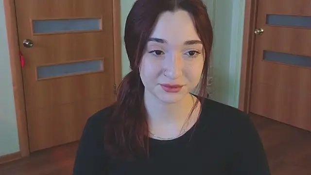 Snapshot of YasmineWest chatting on February 10, 3:03 am YasmineWest online show from February 10, 3:03 am