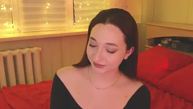 Snapshot of YasmineWest chatting on February 16, 1:05 pm YasmineWest online show from February 16, 1:05 pm