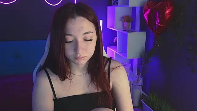 Snapshot of YasmineWest chatting on March 14, 12:54 am YasmineWest online show from March 14, 12:54 am