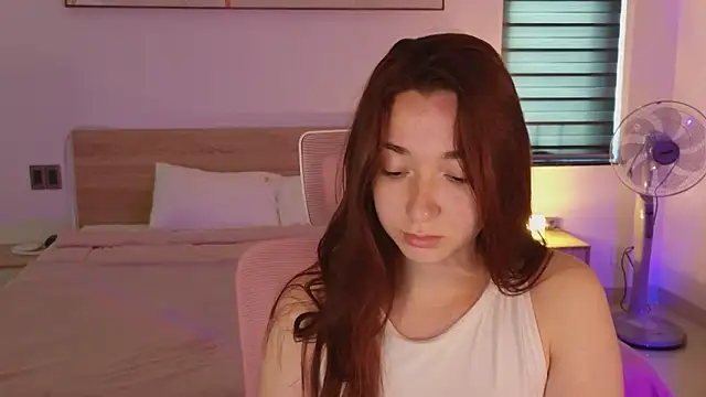 YasmineWest online show from March 22, 12:14 am