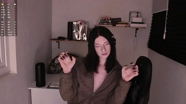 carthylovvve online show from February 3, 6:39 pm