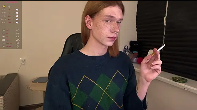 Snapshot of carthylovvve chatting on February 1, 5:00 pm carthylovvve online show from February 1, 5:00 pm