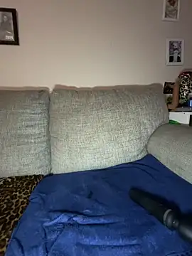 fatfabulous1981 online show from November 21, 12:15 pm