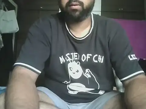 Snapshot of ROCKY15272a chatting on August 3, 2:43 am ROCKY15272a online show from August 3, 2:43 am