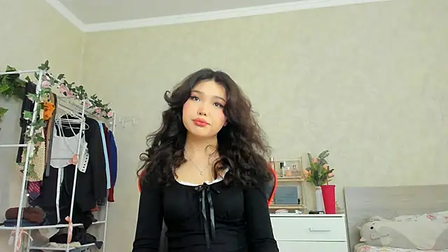 Snapshot of wastforu chatting on February 20, 8:39 am wastforu online show from February 20, 8:39 am