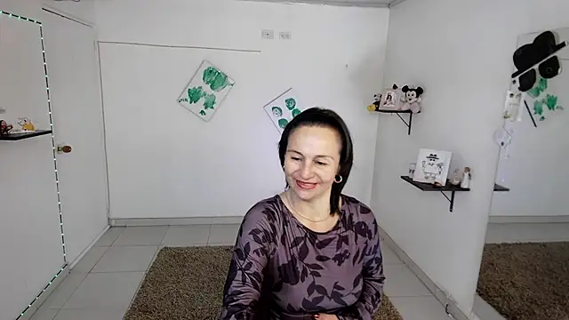 lollita 23  online show from February 28, 8:43 pm