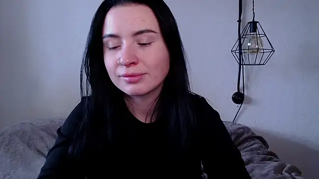 Snapshot of KristinSquirt chatting on February 14, 9:13 am KristinSquirt online show from February 14, 9:13 am