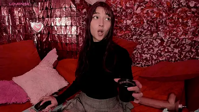  Scarlett 01 online show from March 3, 7:39 pm