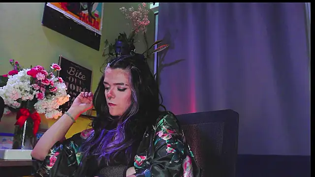 purple em69 online show from February 21, 4:57 am