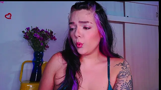 purple em69 online show from February 22, 5:19 am