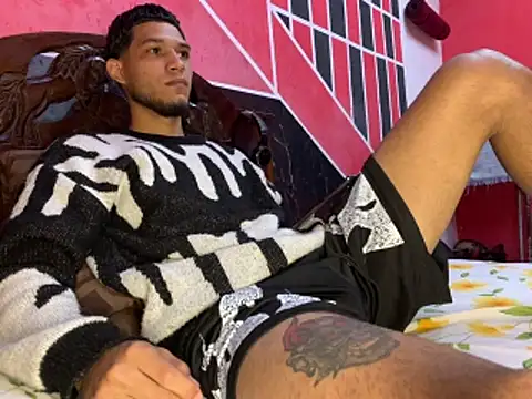 tanned boy online show from April 16, 9:54 am