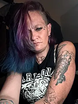 renegade vyxxen online show from January 7, 7:22 am