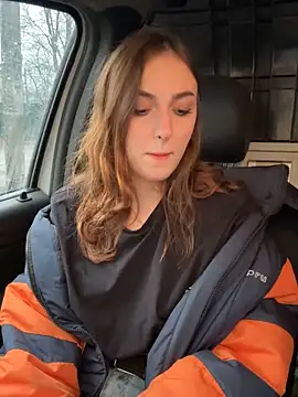 hotAssHell  online show from December 3, 8:27 am