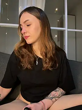 hotAssHell  online show from January 5, 4:16 pm