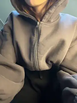 hotAssHell  online show from January 21, 8:11 pm