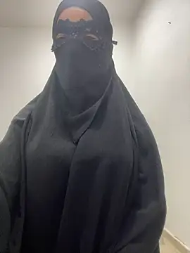 Snapshot of Hijabi_HotGirls chatting on February 21, 8:16 pm Hijabi HotGirls online show from February 21, 8:16 pm