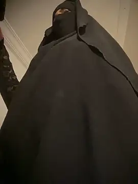 Snapshot of Hijabi_HotGirls chatting on October 24, 2:24 pm Hijabi HotGirls online show from October 24, 2:24 pm