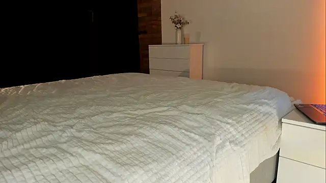 Rachel Rey online show from November 3, 6:31 pm