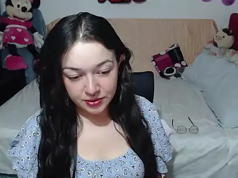 Angela 18honey online show from March 6, 3:14 am