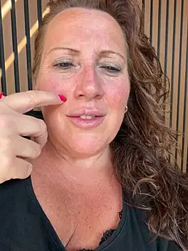 xsexycurvymilf online show from June 16, 3:03 pm