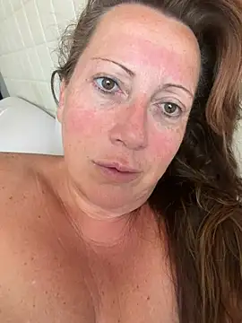 xsexycurvymilf online show from July 12, 6:59 am