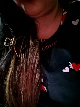 Snapshot of _Redwine_ chatting on January 7, 6:21 pm Redwine online show from January 7, 6:21 pm